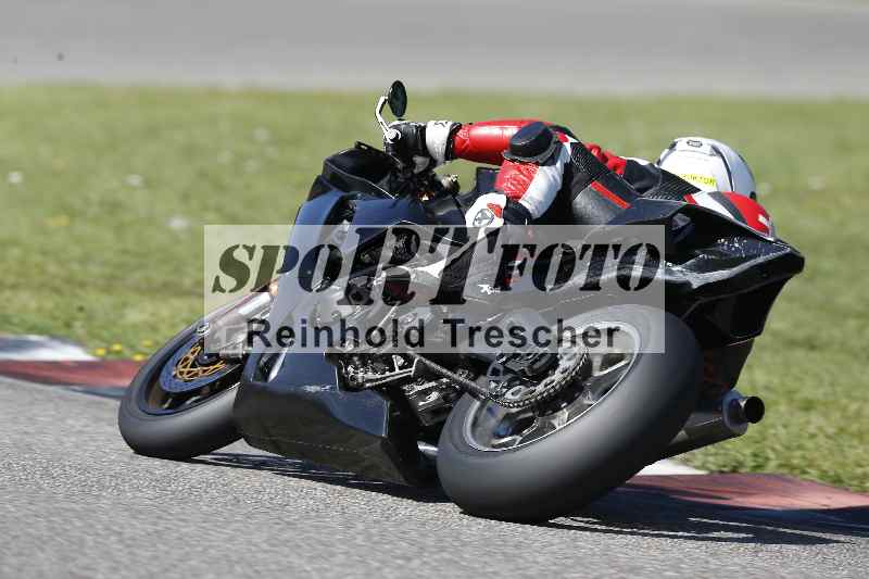 Archiv-2025/42 07.08.2025 Peter Studer Girls Day ADR/Gruppe orange/team